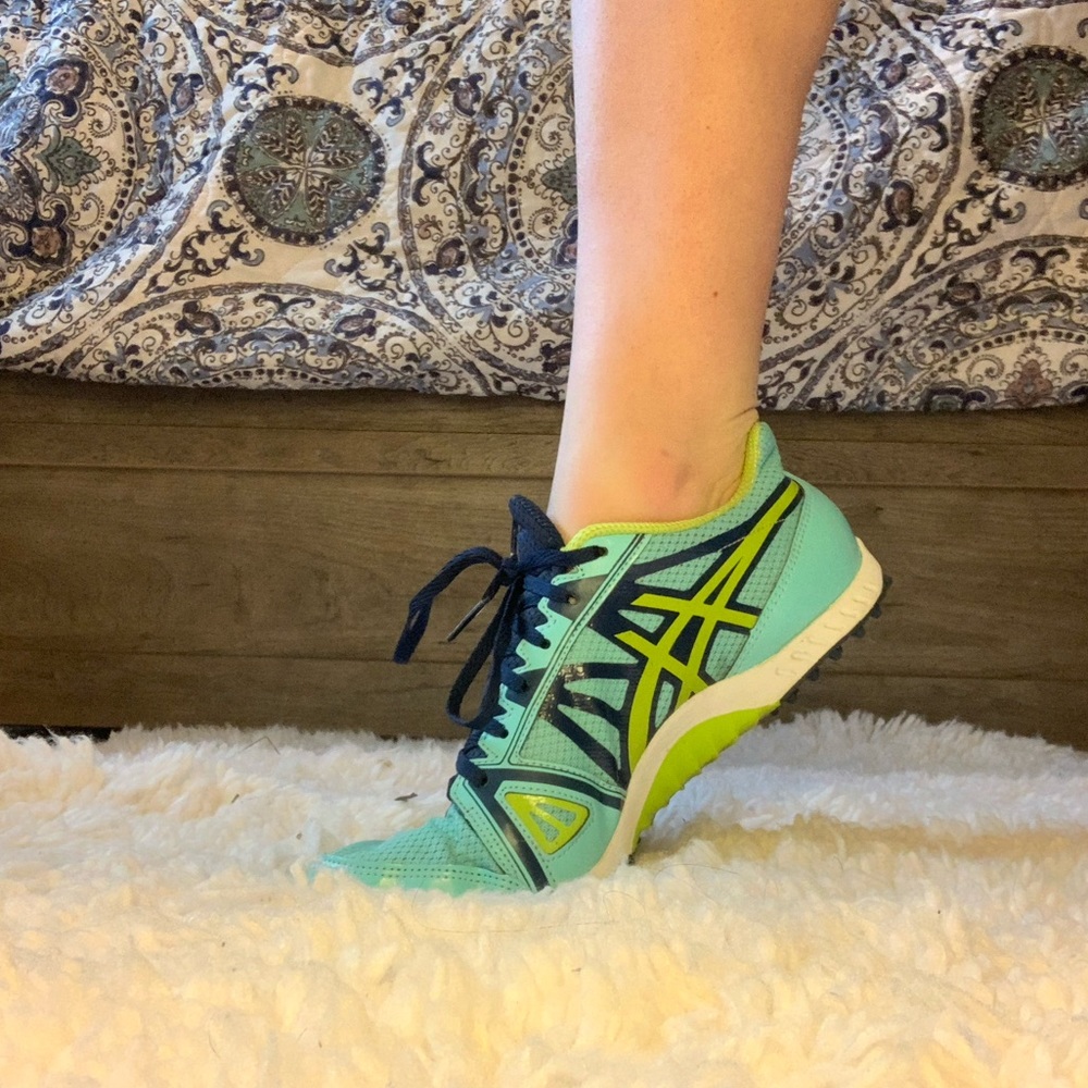 WORN ONCE Asics Spikes